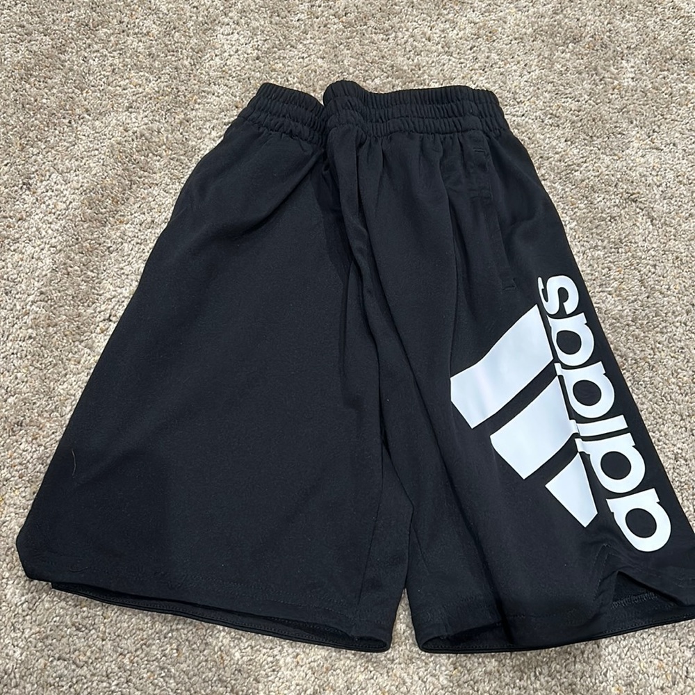 ADIDAS YOUTH BOYS MEDIUM ATHLETIC SHORTS